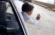 العثور على طفل سقط من نافذة السيارة في طرابلس.. 