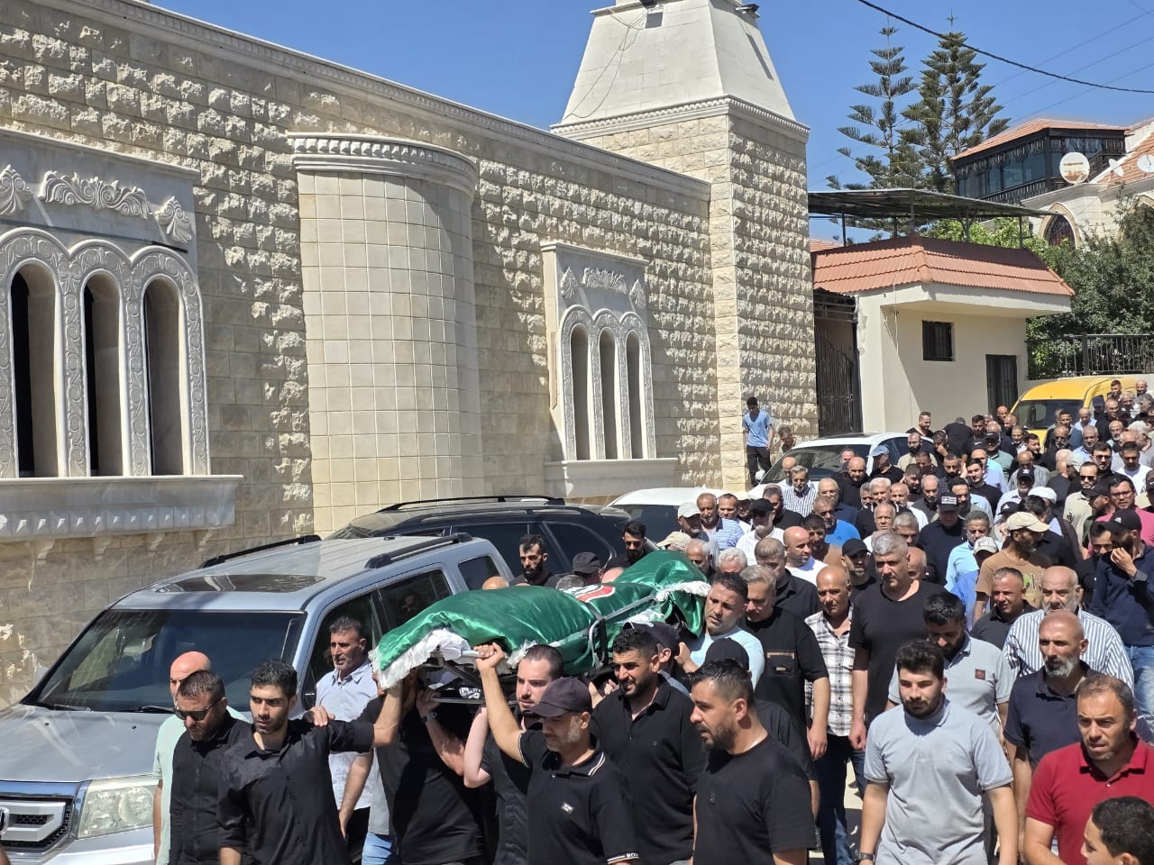 حركة امل واهالي بني حيان شيعوا الكادر الحاج المرحوم محمد محسن جابر
