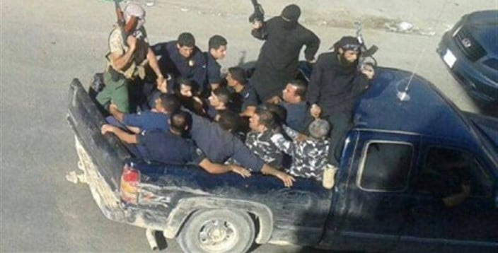 إلغاء زيارة الوفد السوري إلى لبنان: نريد كل السجناء الإسلاميّين | الجنوب يطردُ برّاك… والثنائي إلى الشارع