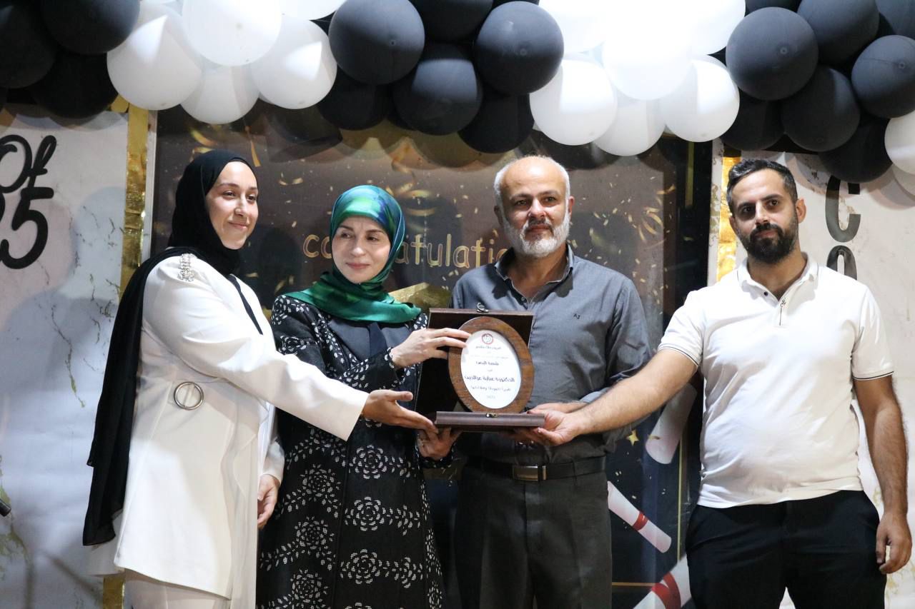 عز الدين رعت حفل تخريج طلاب في البص: لوقف الاعتداءات والاغتيالات التي تتخذ منحى أكثر خطورة