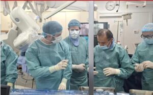 “أوتيل ديو” ينجح بأول زرع صمام رئوي عبر الجلد في لبنان