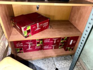 “الريجي” تضبط مصنوعات تبغية مهرّبة ومزورة في الليلكي